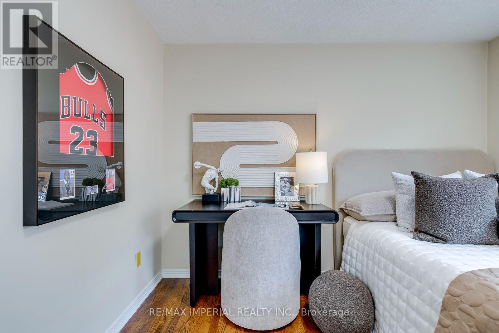 4303 Mayflower Drive, Mississauga, Ontario  L5R 1T7 - Photo 34 - W13665182