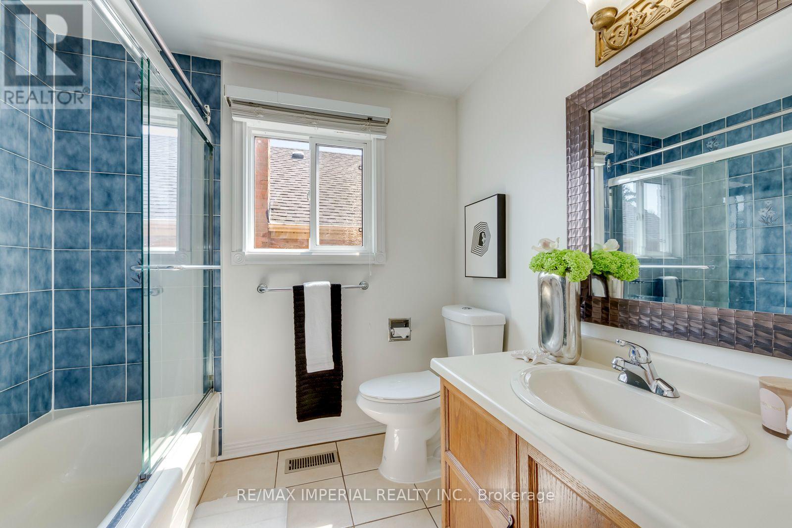 4303 Mayflower Drive, Mississauga, Ontario  L5R 1T7 - Photo 37 - W13665182