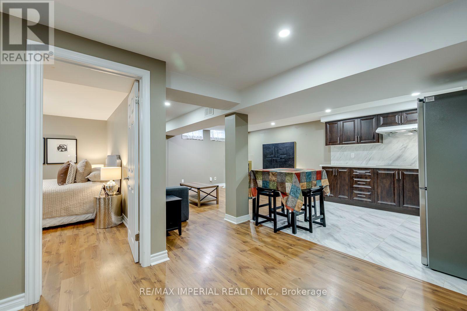 4303 Mayflower Drive, Mississauga, Ontario  L5R 1T7 - Photo 39 - W13665182
