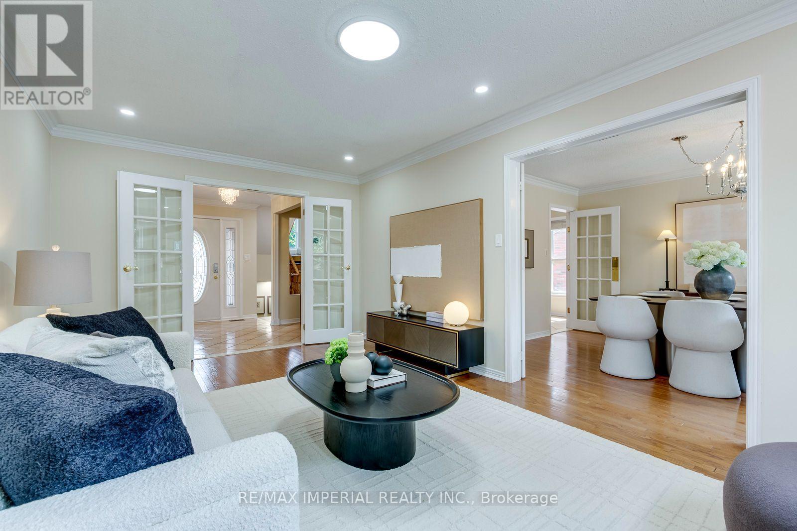 4303 Mayflower Drive, Mississauga, Ontario  L5R 1T7 - Photo 9 - W13665182