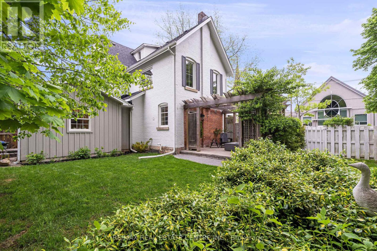 11 Church Street, Halton Hills, Ontario  L7G 2A4 - Photo 42 - W13665204