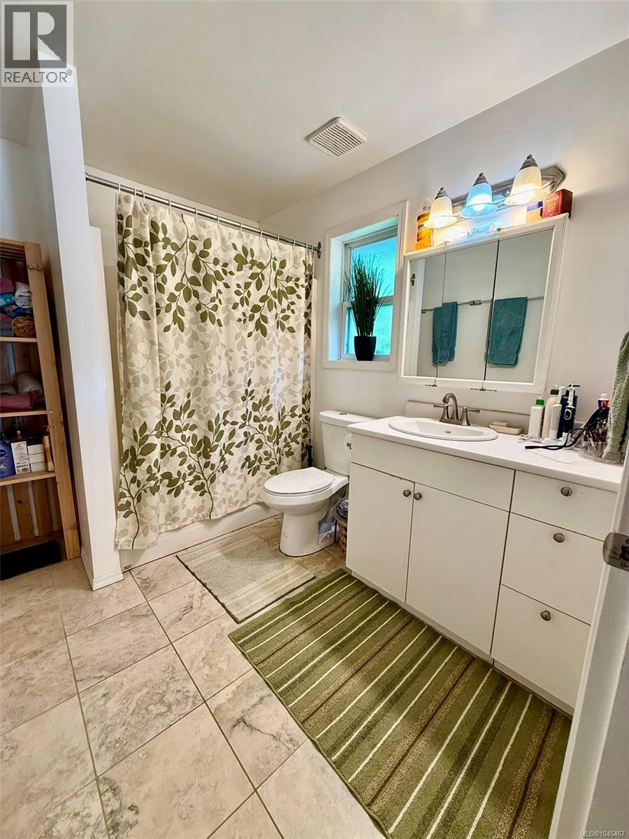 1212 Lynn Rd, Tofino, British Columbia  V0R 2Z0 - Photo 60 - 1046467