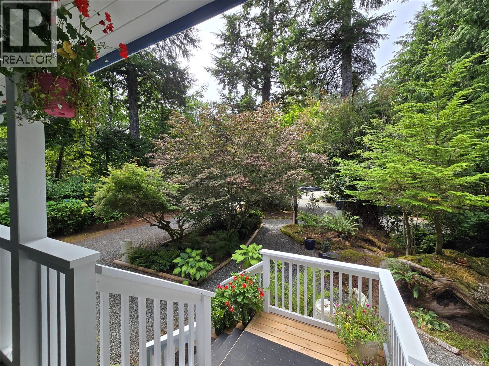1212 Lynn Rd, Tofino, British Columbia  V0R 2Z0 - Photo 74 - 1046467