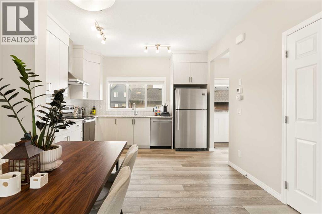 848 Chinook Gate Parade SW, Airdrie, Alberta  T0M 0E0 - Photo 12 - A2336367