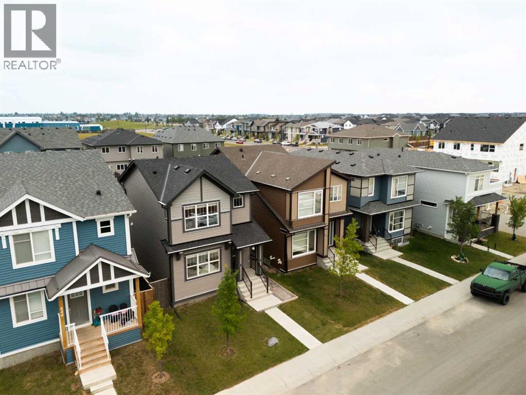848 Chinook Gate Parade SW, Airdrie, Alberta  T0M 0E0 - Photo 35 - A2336367