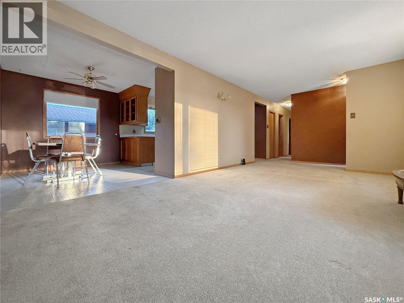 Se 477 3rd Avenue Se, Swift Current, Saskatchewan  S9H 3K9 - Photo 5 - SK045317