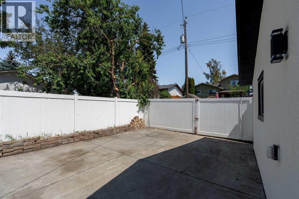 312 Queensland Road Se, Calgary, Alberta  T2J 3S6 - Photo 39 - A2316310
