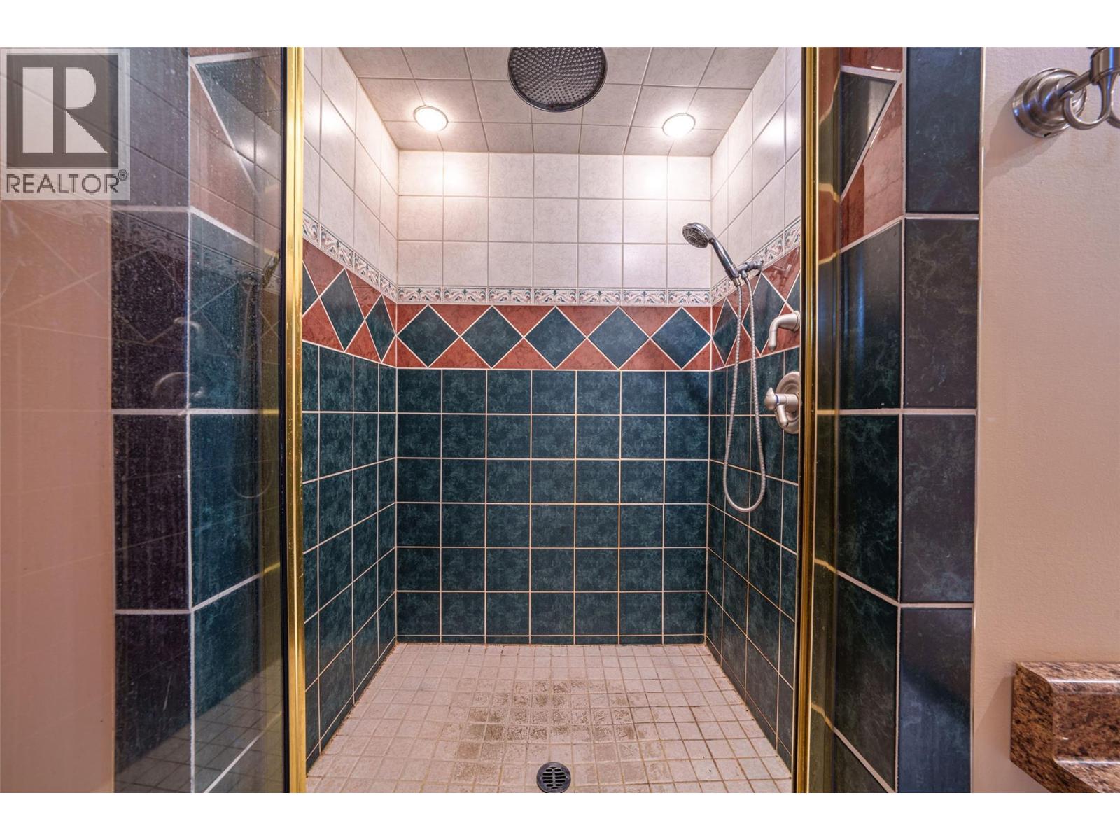 9109 Mackie Drive, Coldstream, British Columbia  V1B 1H1 - Photo 30 - 10391418