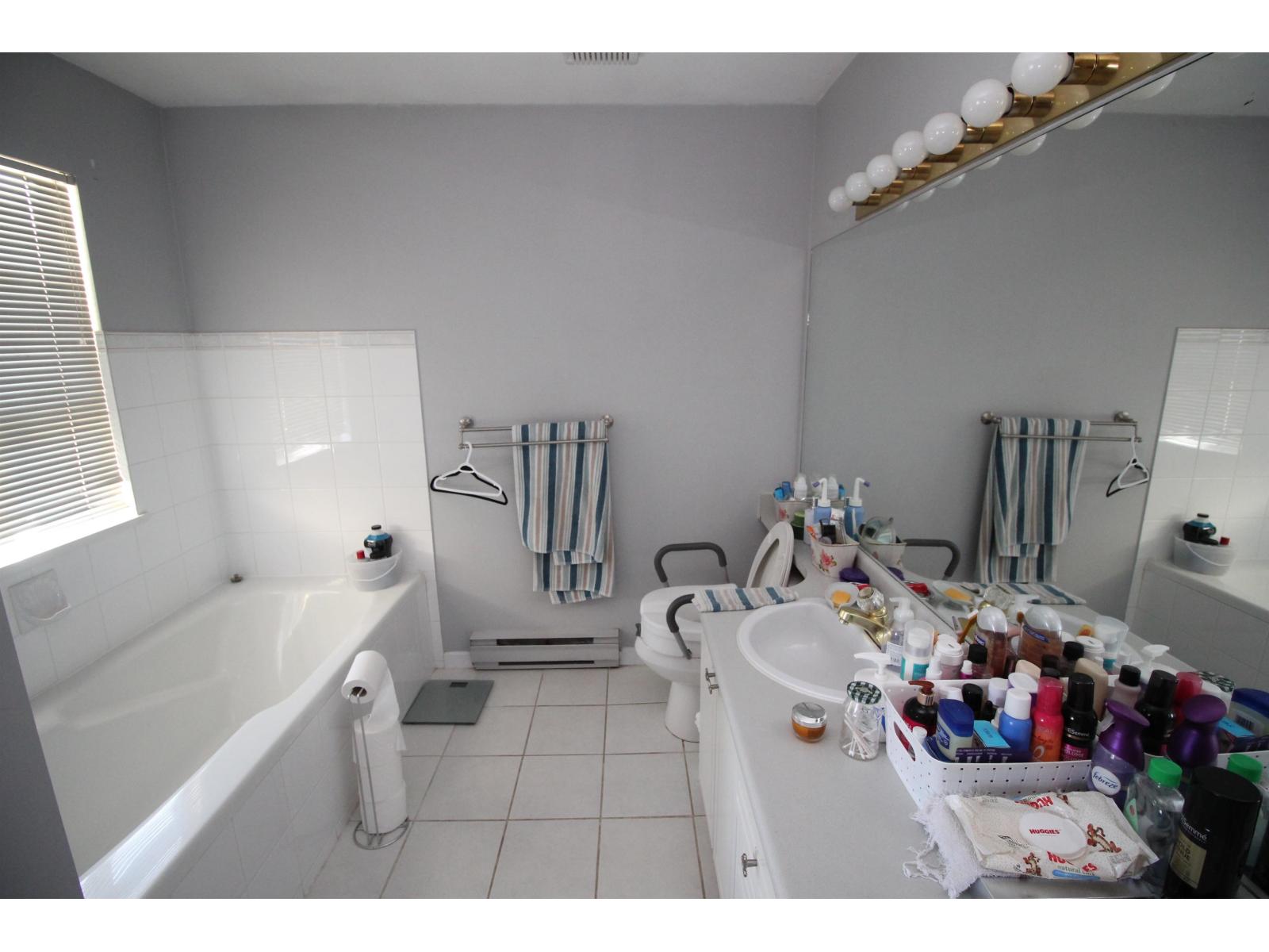 310 20120 56 Avenue, Langley, British Columbia  V3A 3Y4 - Photo 12 - R3154807