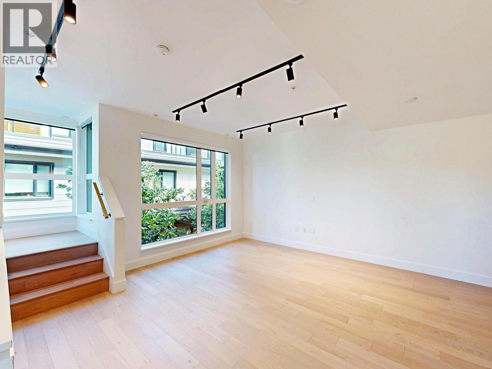 3930 Dumfries Street, Vancouver, British Columbia  V5N 0J1 - Photo 11 - R3154234