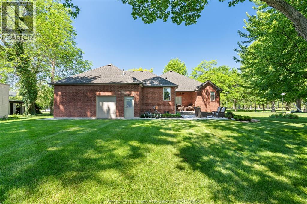 256 Pentilly Road, Tecumseh, Ontario  N8N 2K9 - Photo 44 - 26014023