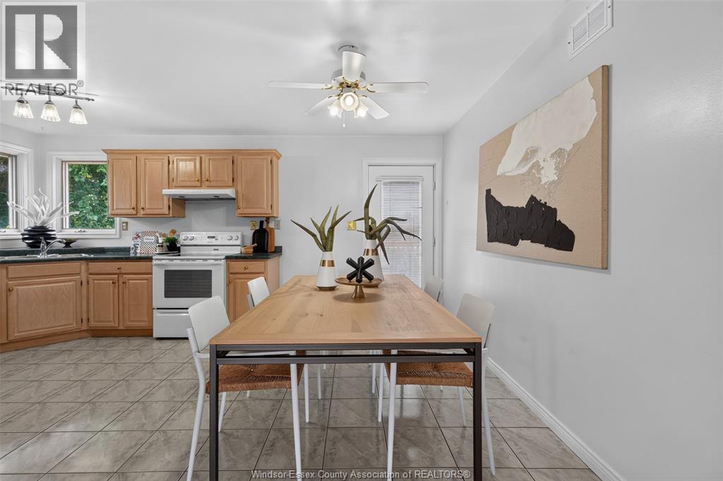 2307 Northway Avenue, Windsor, Ontario  N9E 4N6 - Photo 14 - 26019463