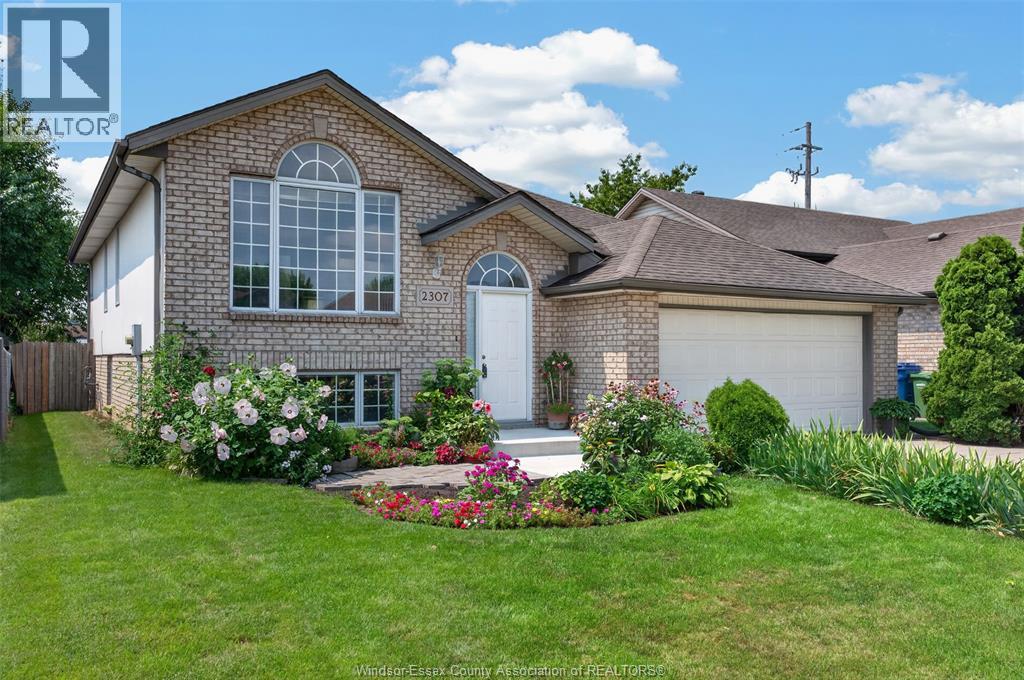 2307 Northway Avenue, Windsor, Ontario  N9E 4N6 - Photo 2 - 26019463