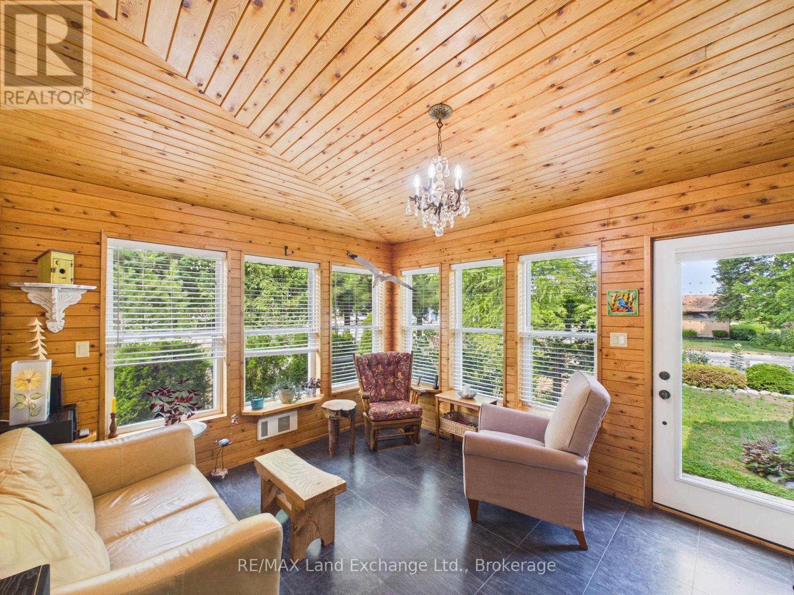 457 Penetangore Row S, Kincardine, Ontario  N2Z 2J7 - Photo 10 - X13665264