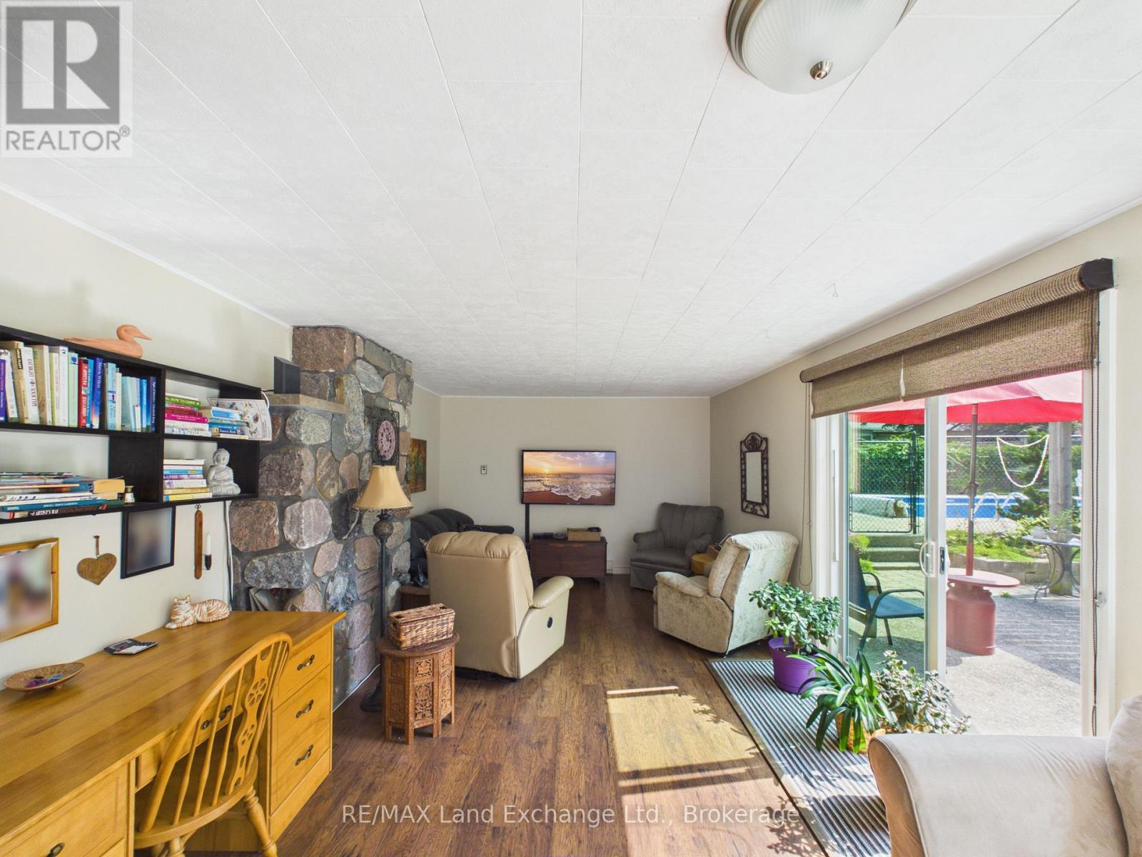 457 Penetangore Row S, Kincardine, Ontario  N2Z 2J7 - Photo 11 - X13665264