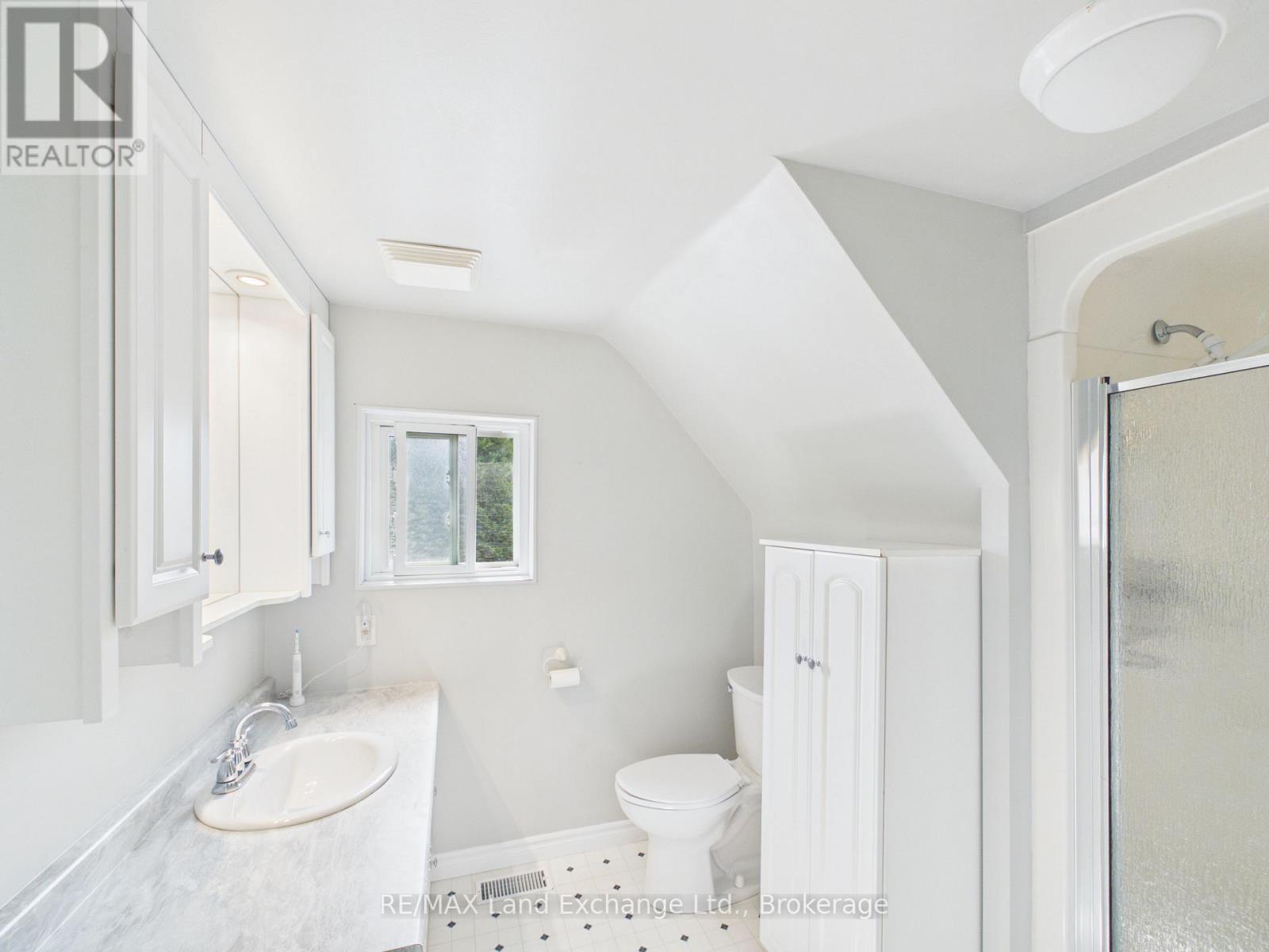 457 Penetangore Row S, Kincardine, Ontario  N2Z 2J7 - Photo 16 - X13665264