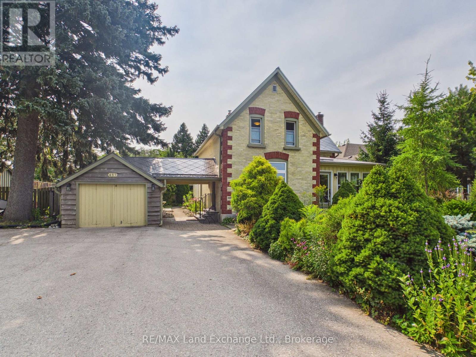 457 Penetangore Row S, Kincardine, Ontario  N2Z 2J7 - Photo 2 - X13665264