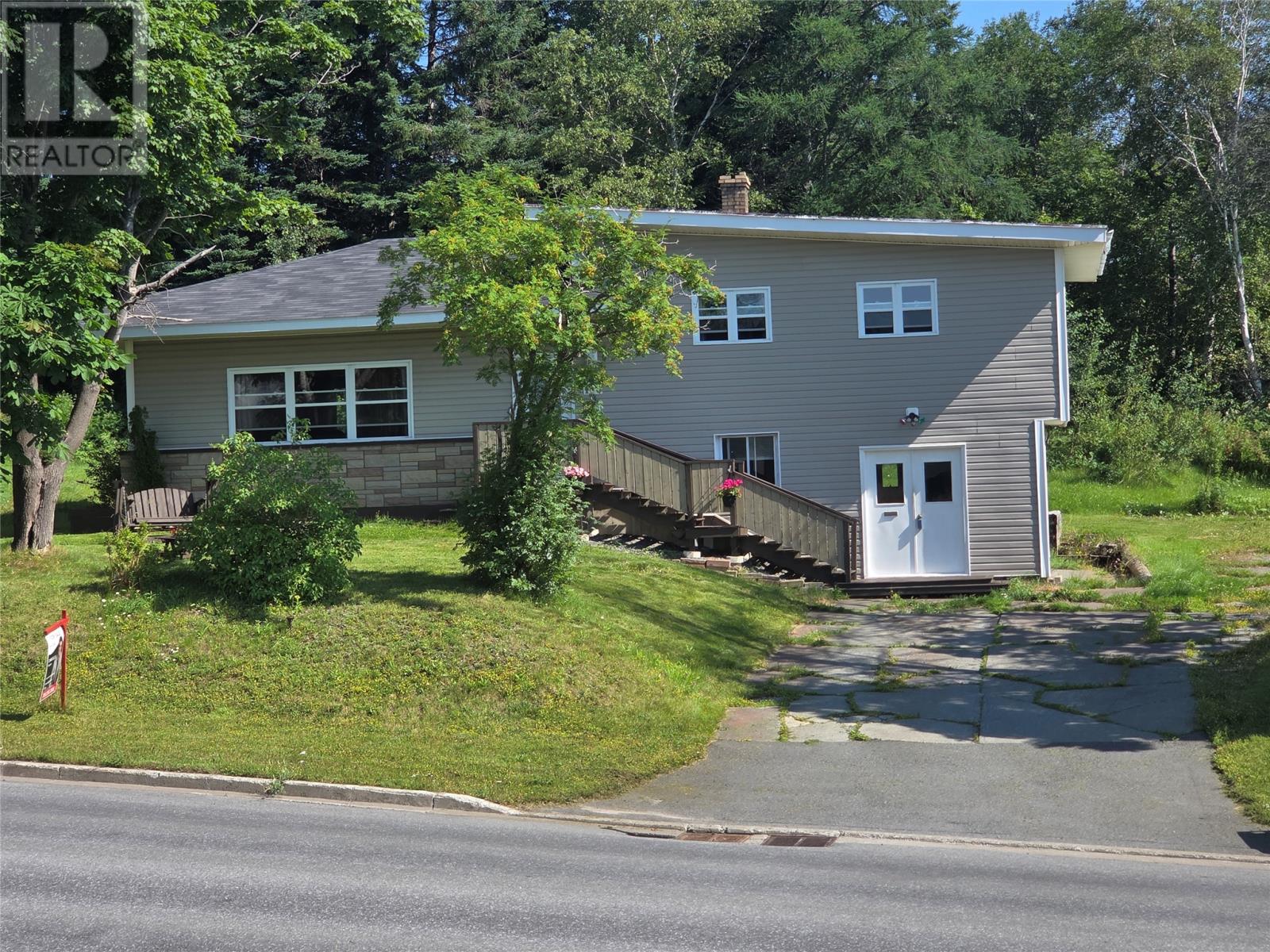 160 Goodyear Avenue, Grand Falls Windsor, Newfoundland & Labrador A2A 1M4 - Photo 4 - 1301699