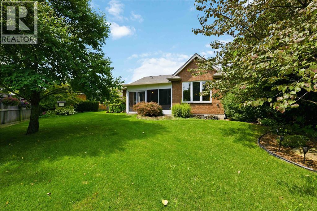 821 Carriage Way, Sarnia, Ontario  N7W 0A5 - Photo 39 - 26019497