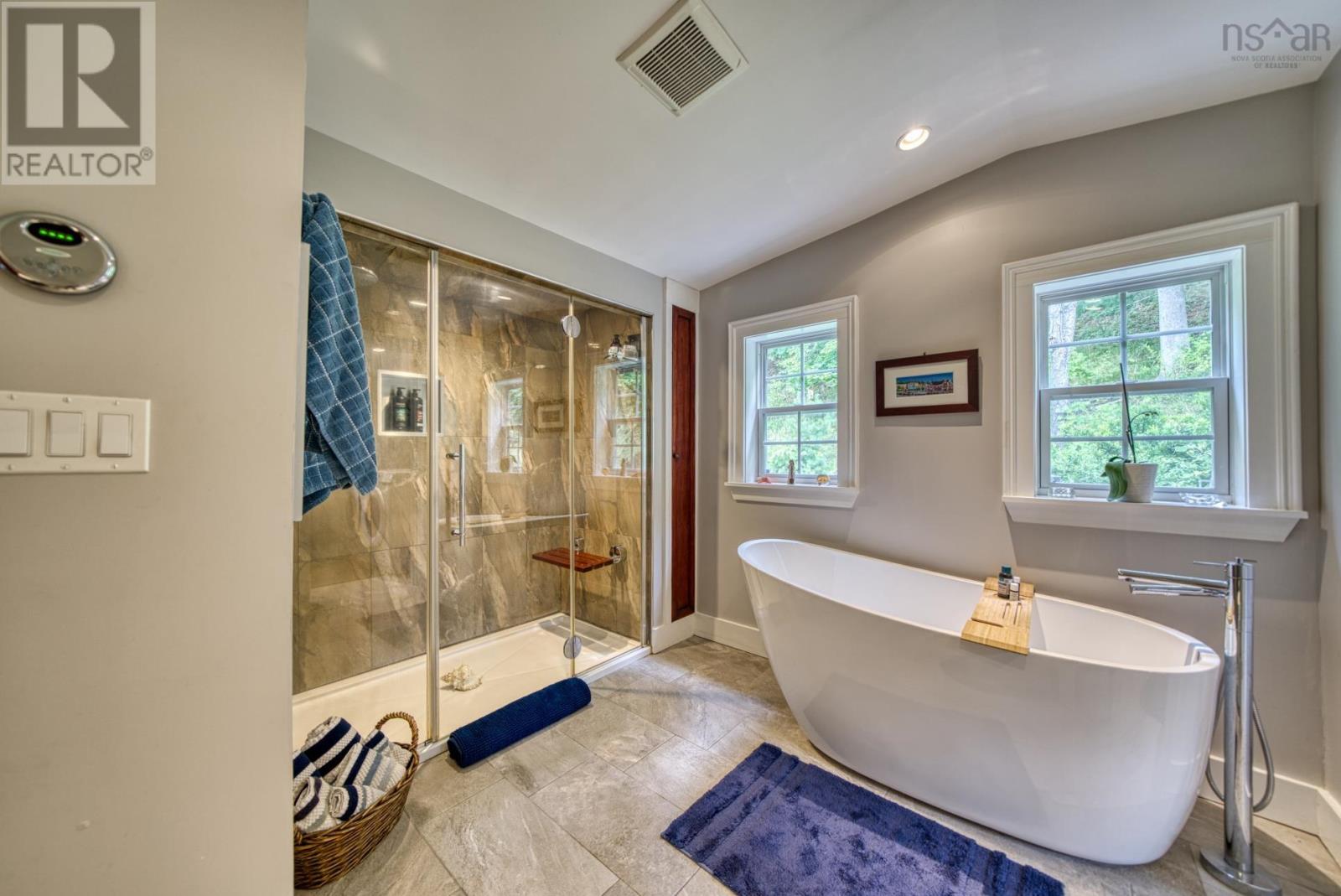 261 Edgewater Street, Mahone Bay, Nova Scotia  B0J 2E0 - Photo 25 - 202620321