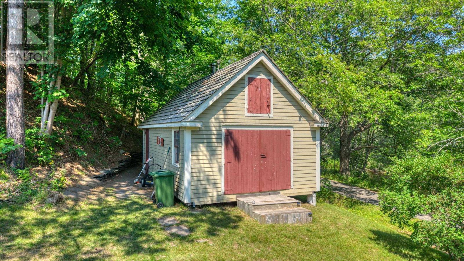 261 Edgewater Street, Mahone Bay, Nova Scotia  B0J 2E0 - Photo 34 - 202620321