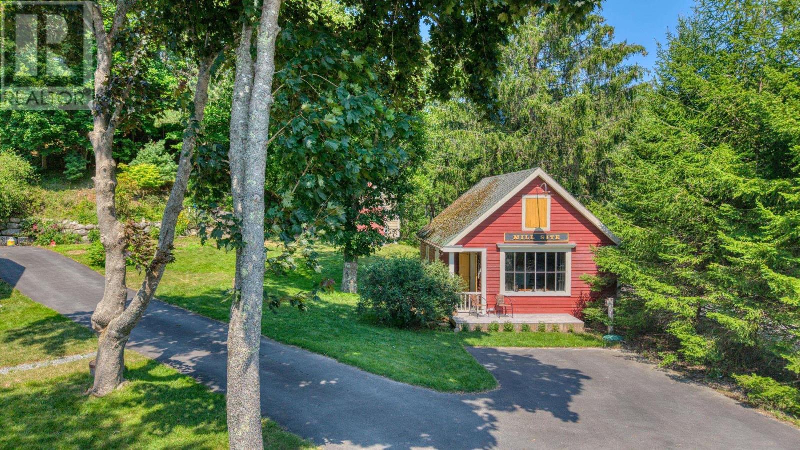 261 Edgewater Street, Mahone Bay, Nova Scotia  B0J 2E0 - Photo 36 - 202620321