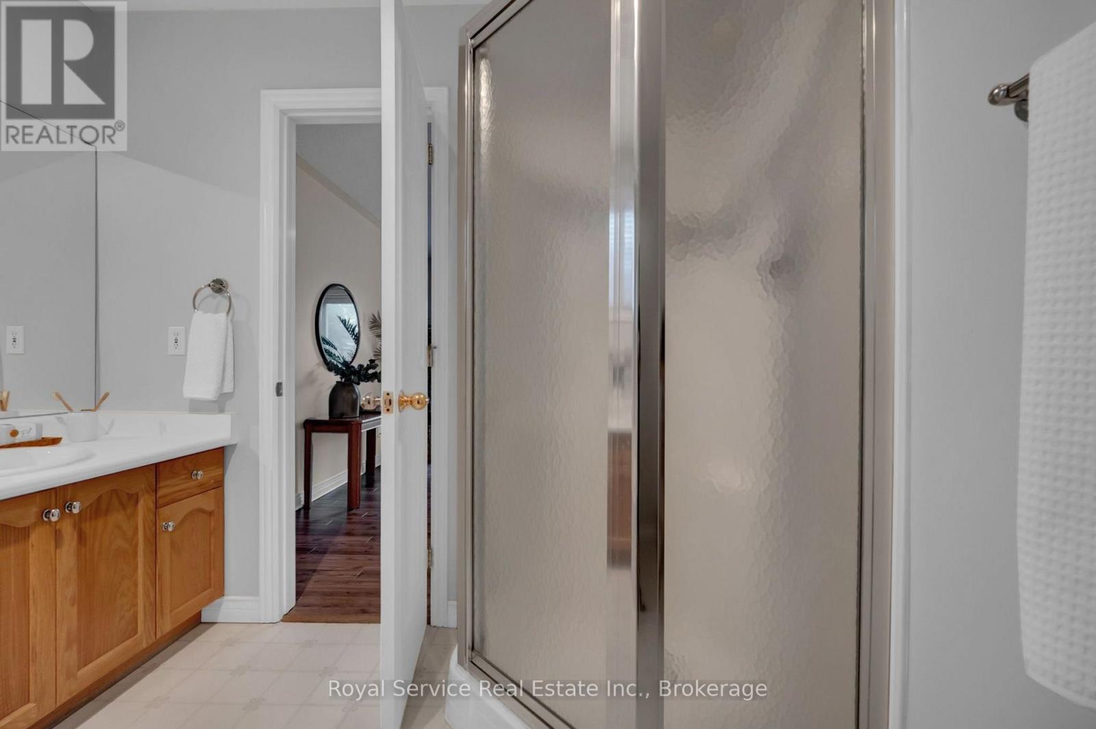 33 Mallory Street, Clarington, Ontario  L1E 2B4 - Photo 18 - E13665310
