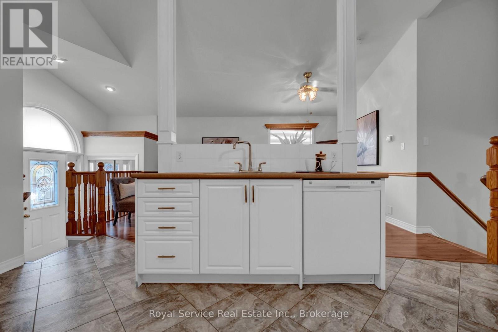 33 Mallory Street, Clarington, Ontario  L1E 2B4 - Photo 7 - E13665310