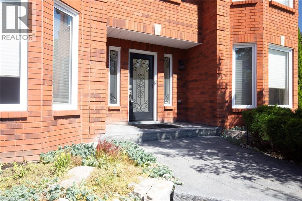 1487 The Links Drive, Oakville, Ontario  L5M 2P2 - Photo 2 - 40854536