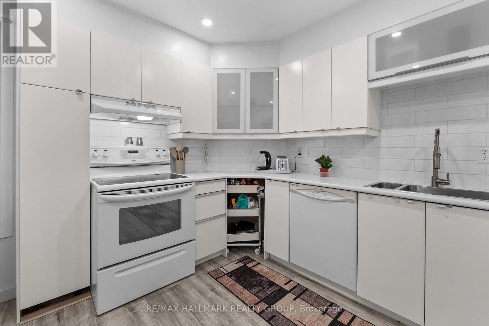 1446 Deavy Way, Ottawa, Ontario  K1E 2W8 - Photo 14 - X13665330