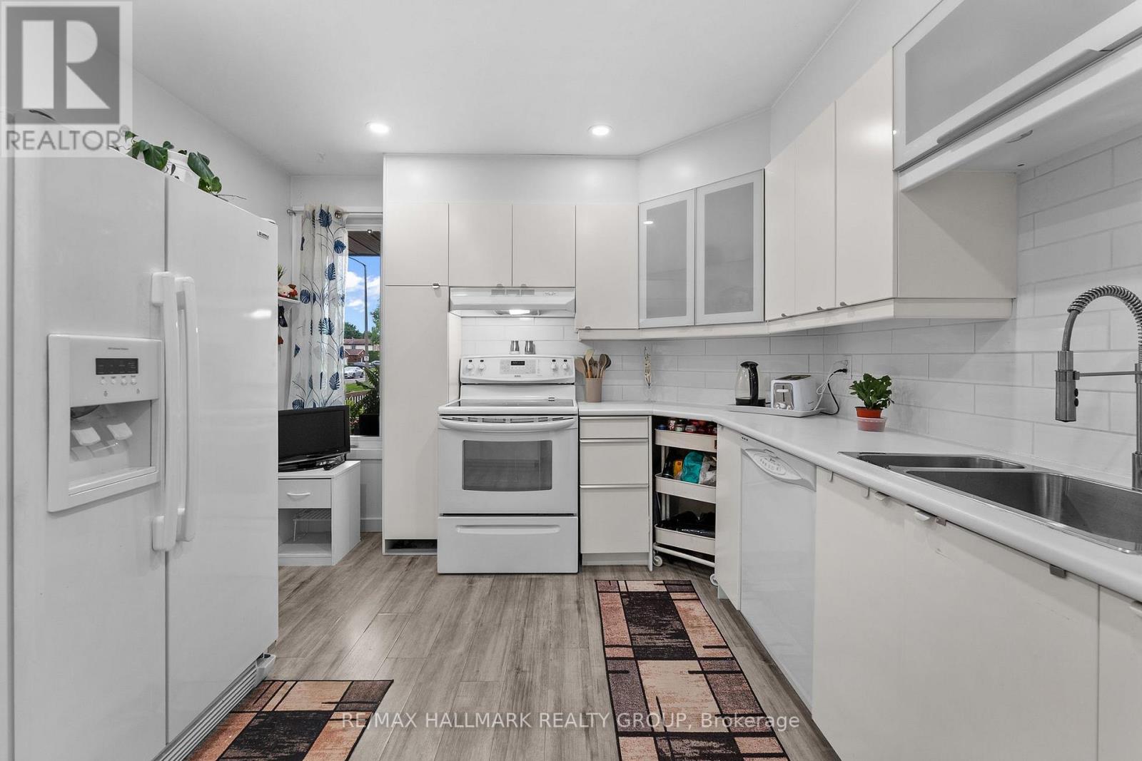 1446 Deavy Way, Ottawa, Ontario  K1E 2W8 - Photo 15 - X13665330