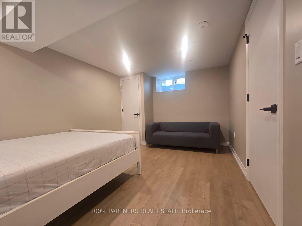 Bsmt - 244 Burbank Drive, Toronto, Ontario  M2K 1P8 - Photo 8 - C13665226