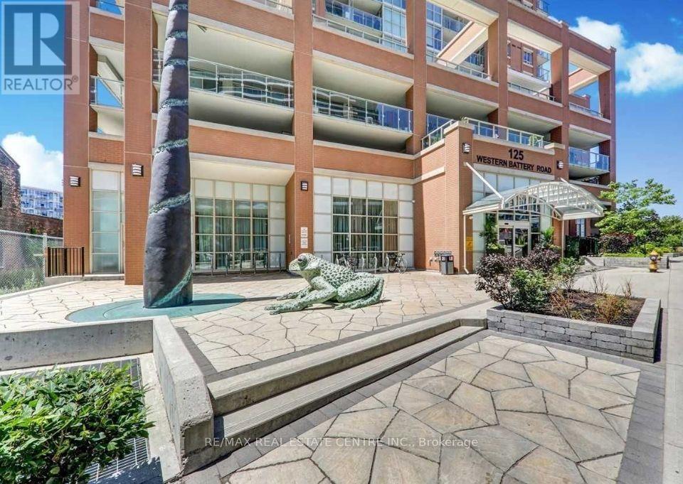 1705 - 125 Western Battery Road, Toronto, Ontario  M6K 3R8 - Photo 2 - C13665280