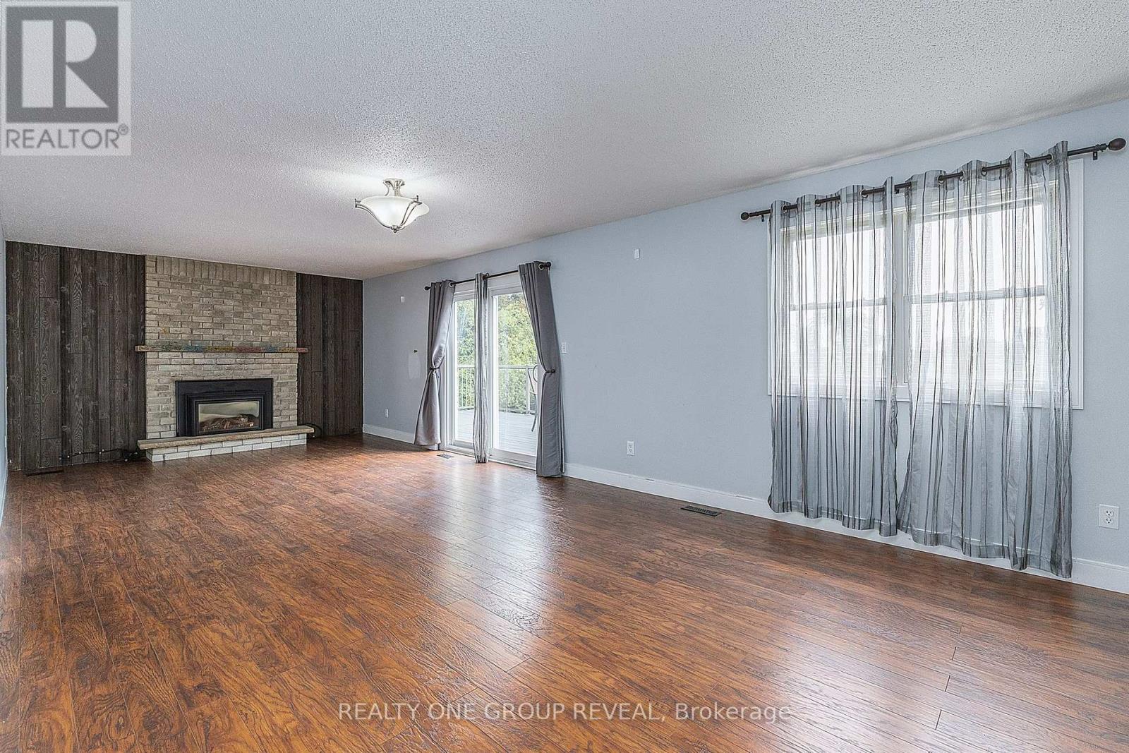 326 Prince Of Wales Drive, Whitby, Ontario  L1N 6M9 - Photo 14 - E13665302