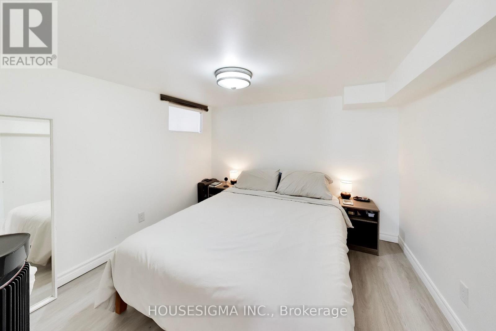 Lower - 152 Linsmore Crescent, Toronto, Ontario M4J 4L2 - Photo 11 - E13665312