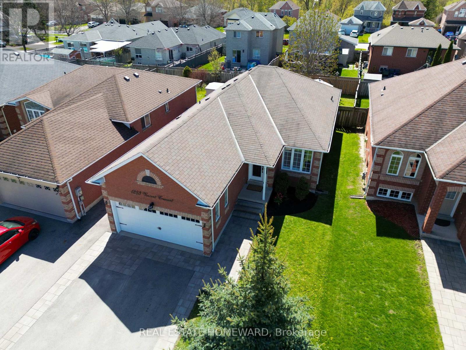 1283 Vincent Crescent, Innisfil, Ontario L9S 1Z6 - Photo 1 - N13665212