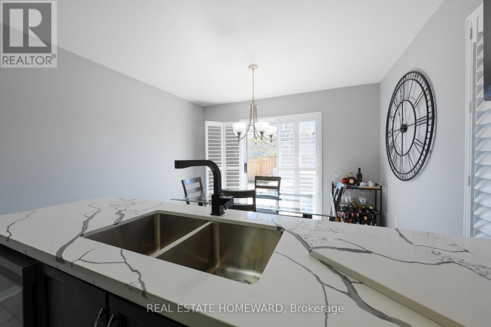 1283 Vincent Crescent, Innisfil, Ontario L9S 1Z6 - Photo 14 - N13665212