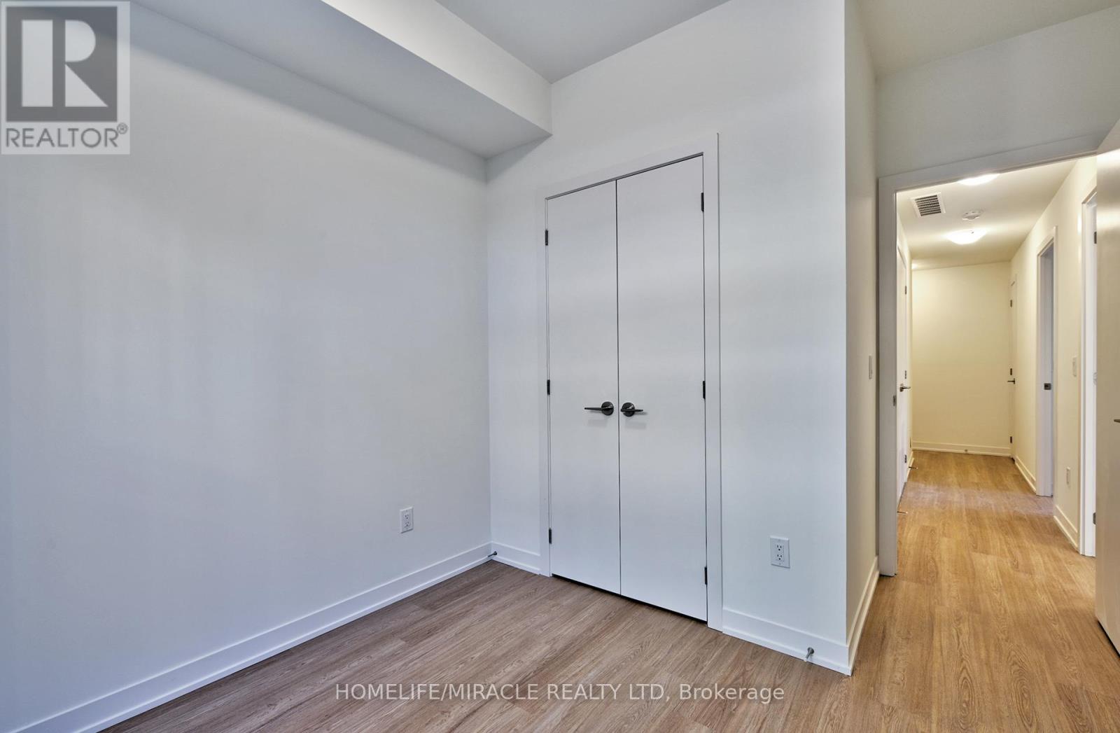 1017 - 14 David Eyer Road, Richmond Hill, Ontario L4S 0N5 - Photo 17 - N13665252
