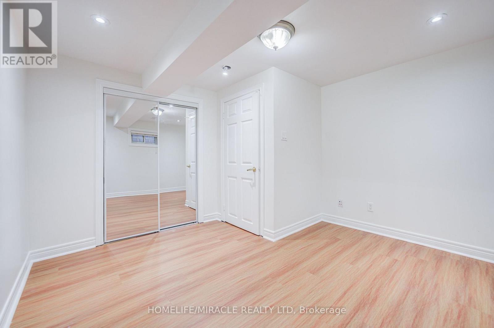 3367 The Credit Wood, Mississauga, Ontario  L5C 2J9 - Photo 35 - W13665214