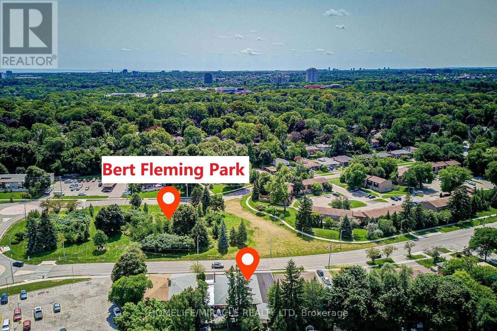 3367 The Credit Wood, Mississauga, Ontario  L5C 2J9 - Photo 4 - W13665214
