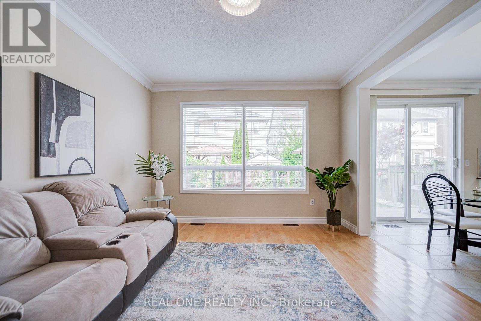739 Philbrook Drive, Milton, Ontario L9T 0E9 - Photo 12 - W13665232