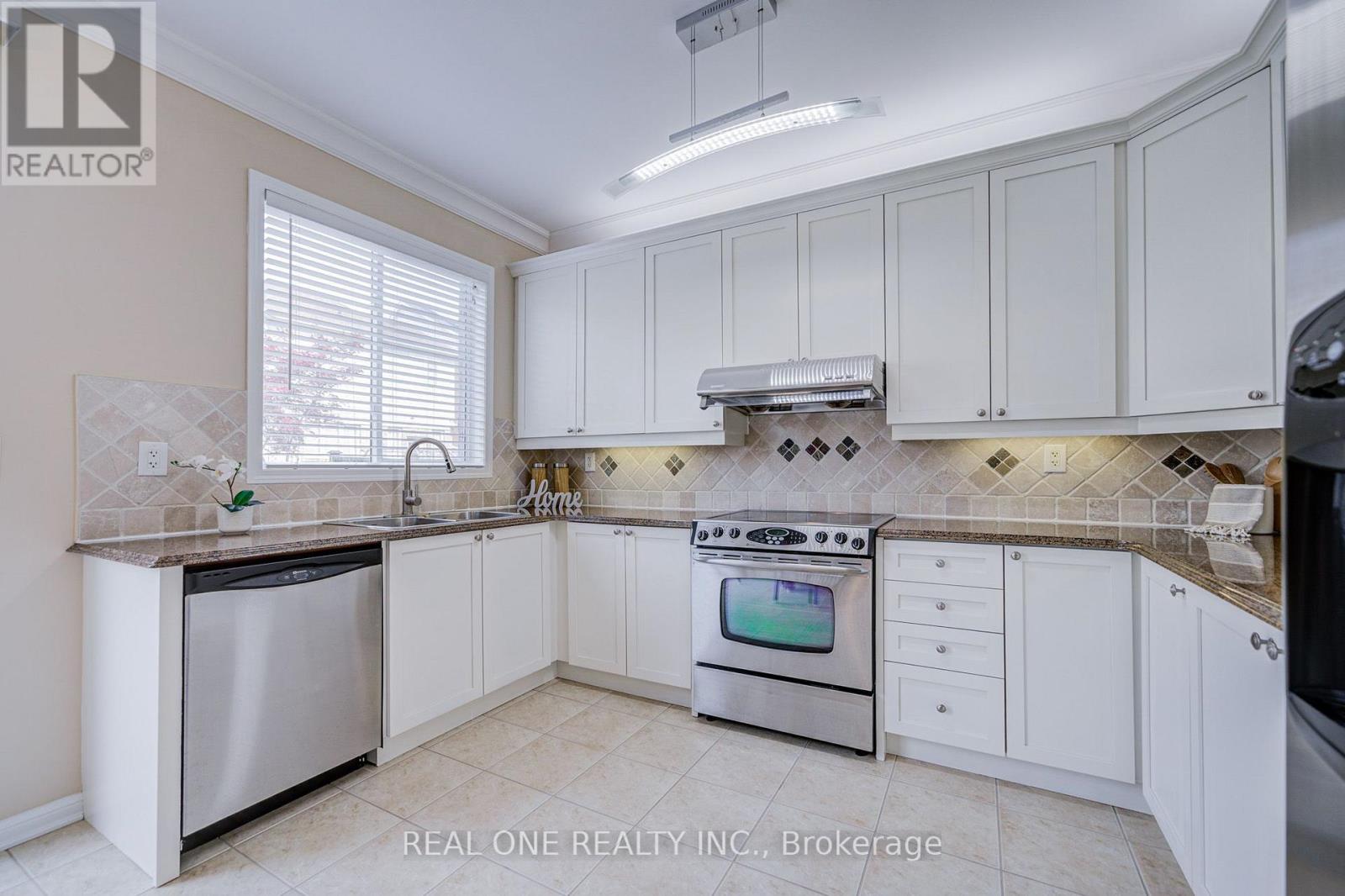 739 Philbrook Drive, Milton, Ontario L9T 0E9 - Photo 18 - W13665232