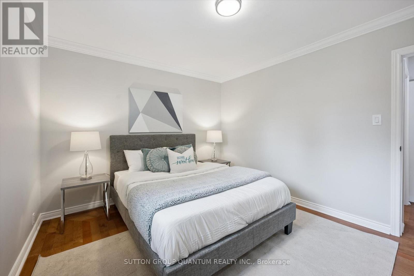 1027 Argus Drive, Mississauga, Ontario  L4Y 2L9 - Photo 18 - W13665254