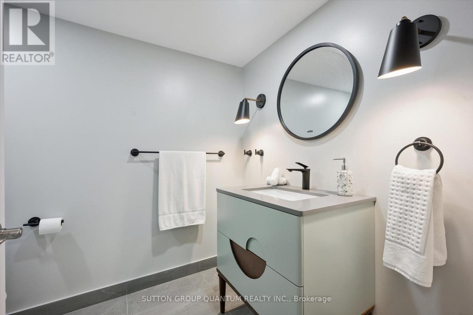 1027 Argus Drive, Mississauga, Ontario  L4Y 2L9 - Photo 35 - W13665254