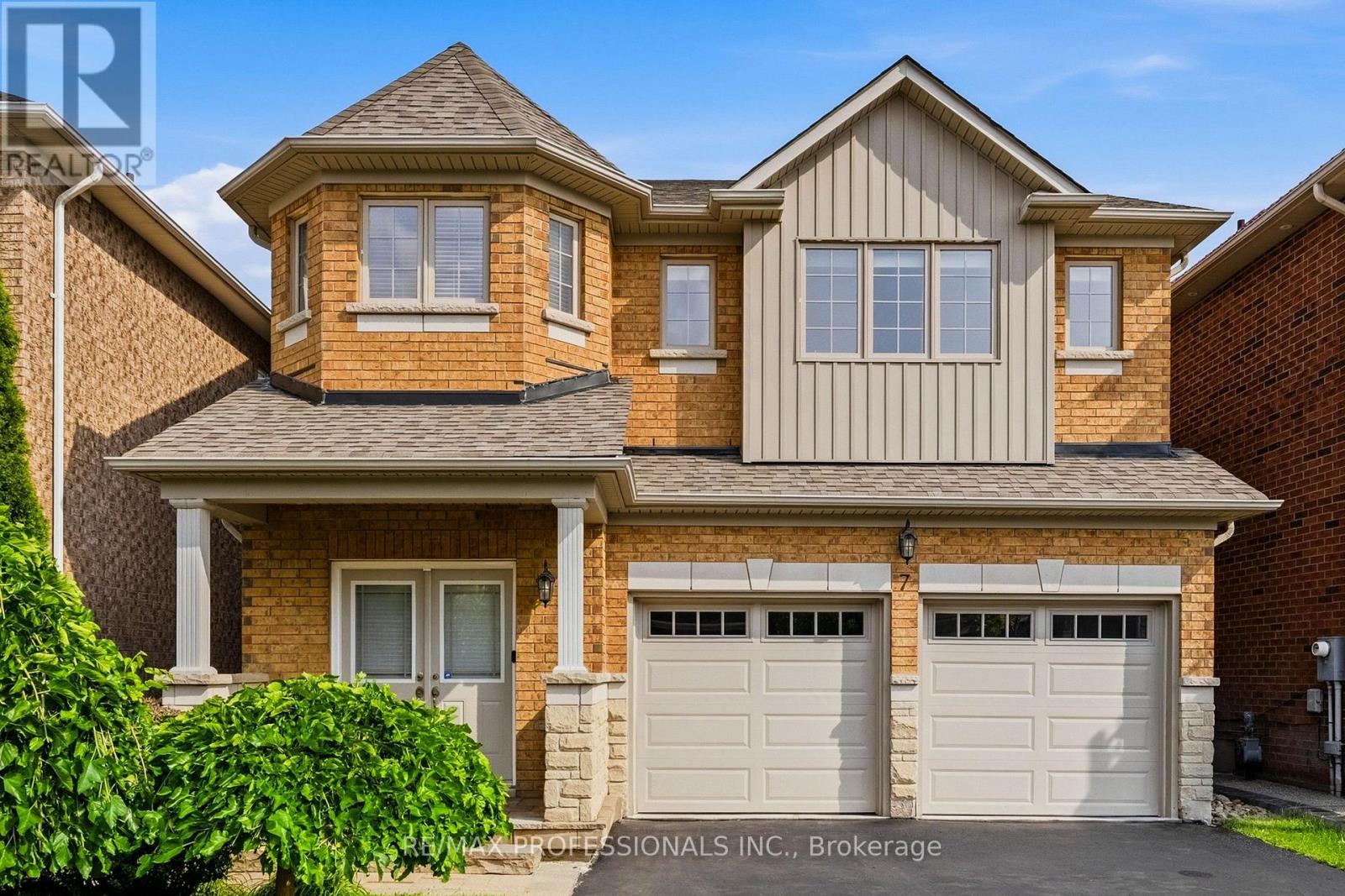 7 Iverson Drive, Brampton, Ontario  L6X 0P4 - Photo 4 - W13665266