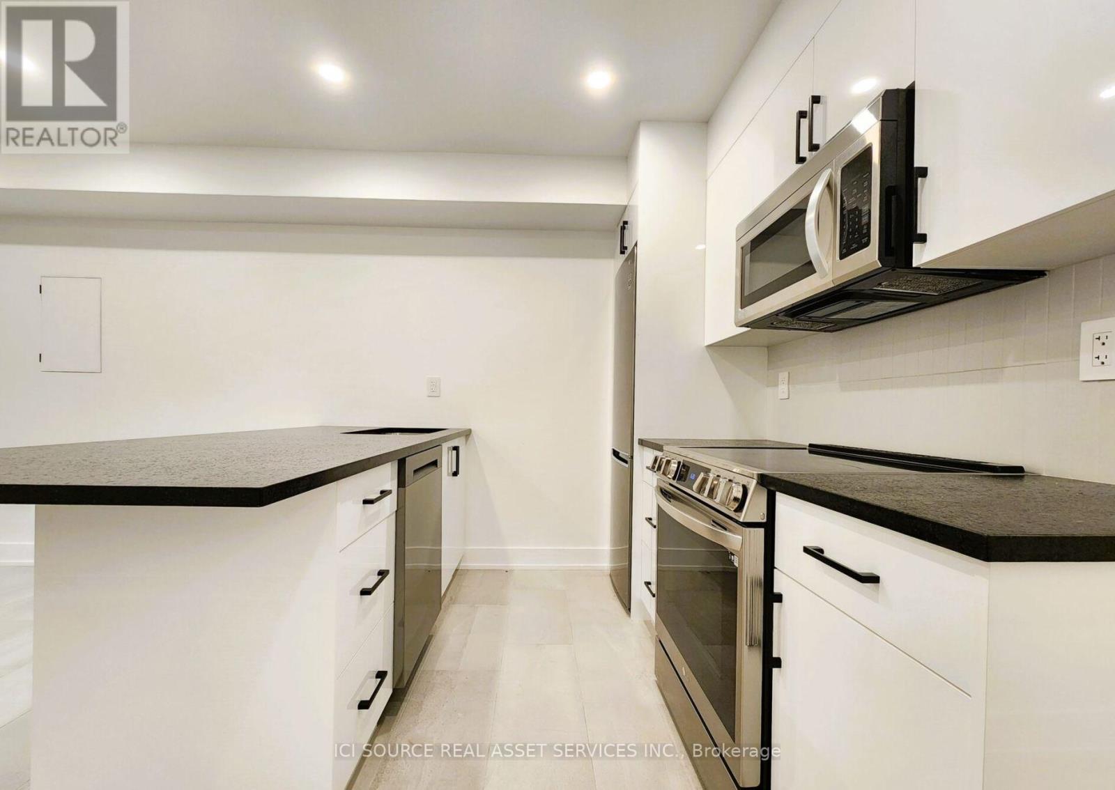 Lower Unit (Unit #1) - 95 Hallam Street, Toronto, Ontario  M6H 1W7 - Photo 5 - W13665300