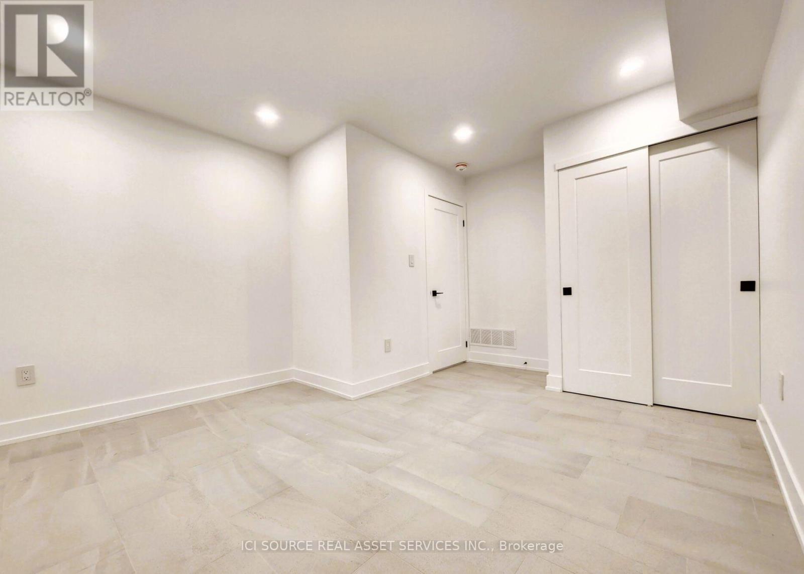 Lower Unit (Unit #1) - 95 Hallam Street, Toronto, Ontario  M6H 1W7 - Photo 6 - W13665300