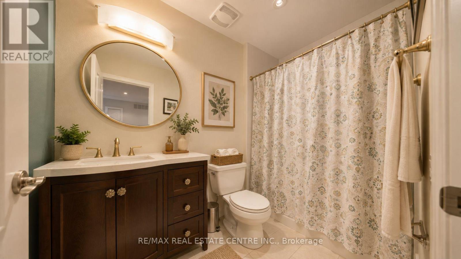 49 Bronte Street S, Milton, Ontario  L9T 1Z3 - Photo 11 - W13665308