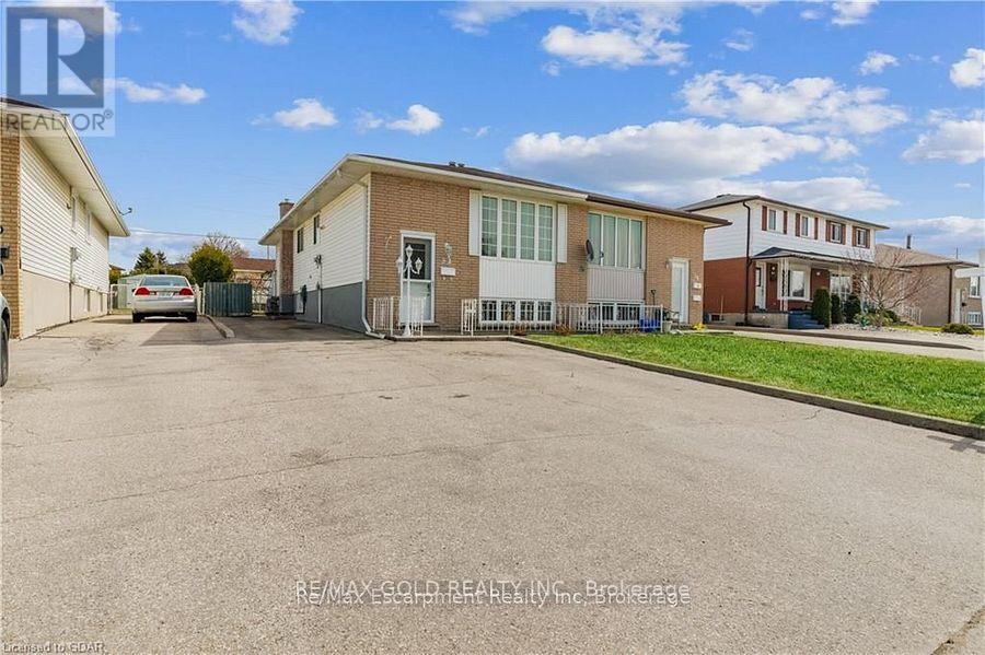 54 Bakersfield Drive, Cambridge, Ontario  N1R 6X6 - Photo 1 - X13665220