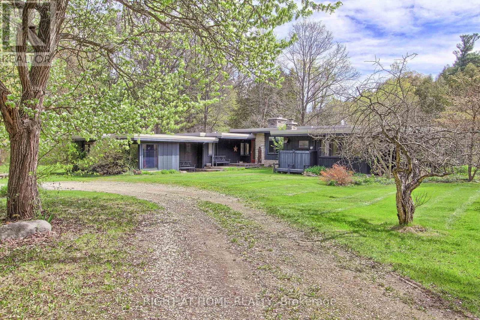 115 Valley Road, Vaughan, Ontario L0J 1C0 - Photo 2 - N13144582